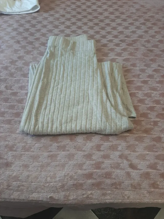 Pantalón mujer beige