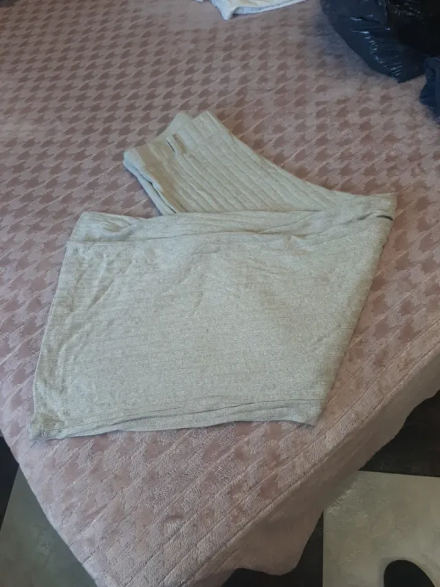 Pantalón mujer beige