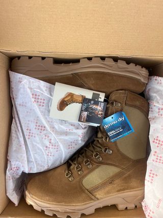 Bota de campaña ligera talla 43