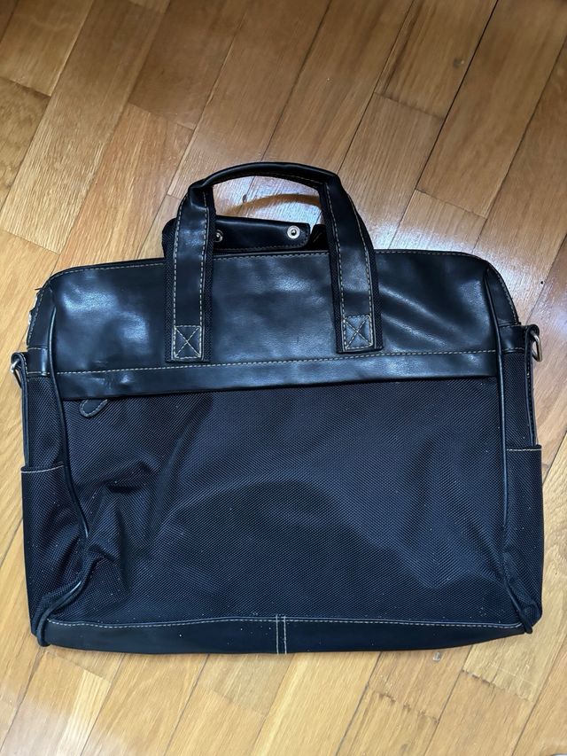 Borsa portatile nera