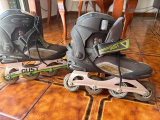 Patines en línea negros