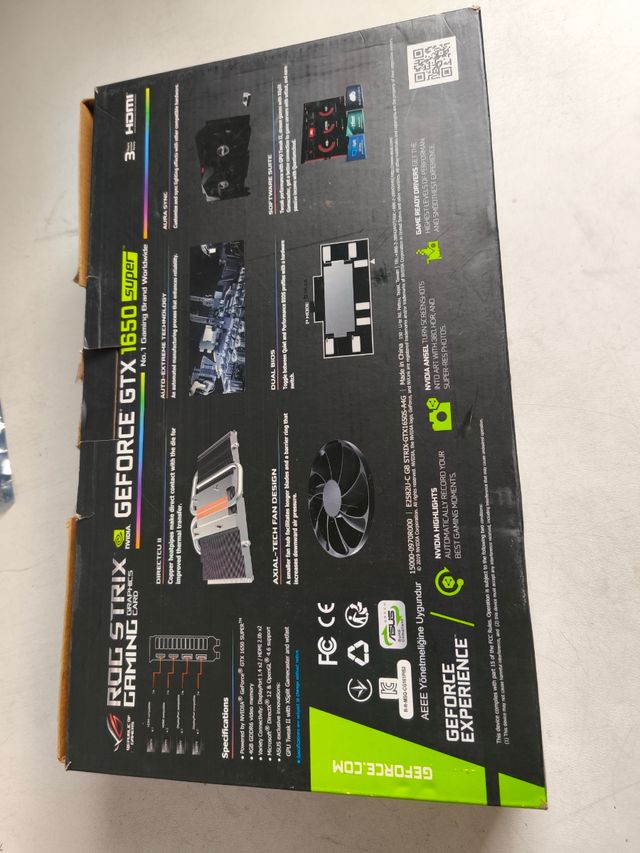 ASUS GeForce GTX 1650 Super Gráfica