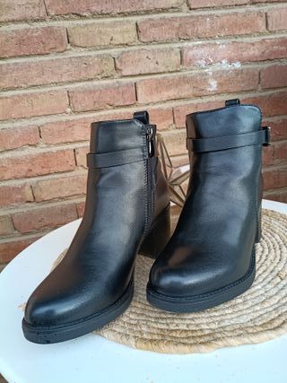 Botas Bosanova Piel Vegana Talla 38 Negras