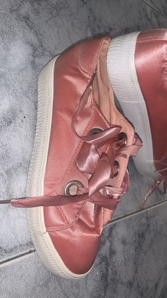 Zapatillas Marca Superga Rosa Satinadas.