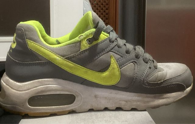 Zapatillas Nike Air Max grises y verdes