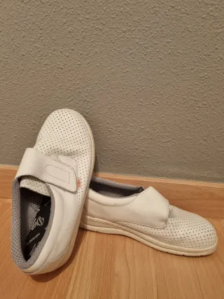 Zapatos blancos Dian