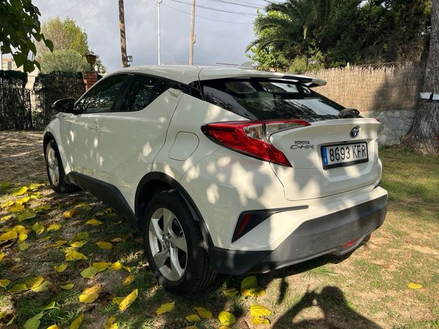 Toyota C-HR Híbrido automático