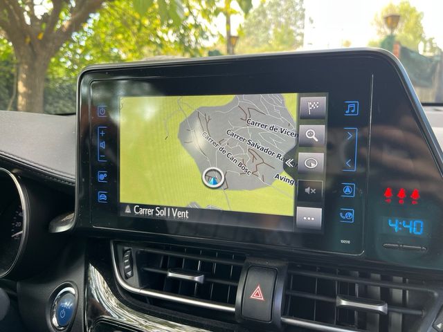 Toyota C-HR Híbrido automático