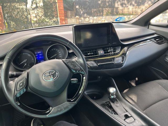 Toyota C-HR Híbrido automático
