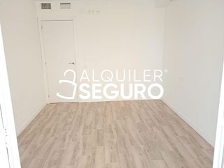 Piso en alquiler en El Molinillo - Capuchinos en Málaga