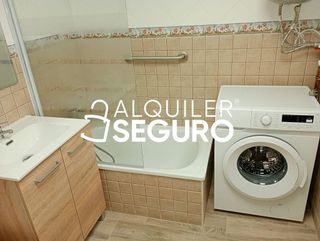 Piso en alquiler en El Molinillo - Capuchinos en Málaga