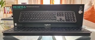 Teclado Logitech MX Keys S Español + Logitech K235