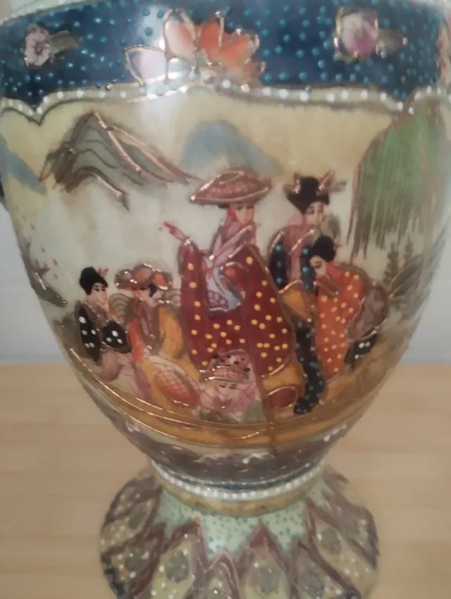 Tibor de porcelana Chino azul y dorado