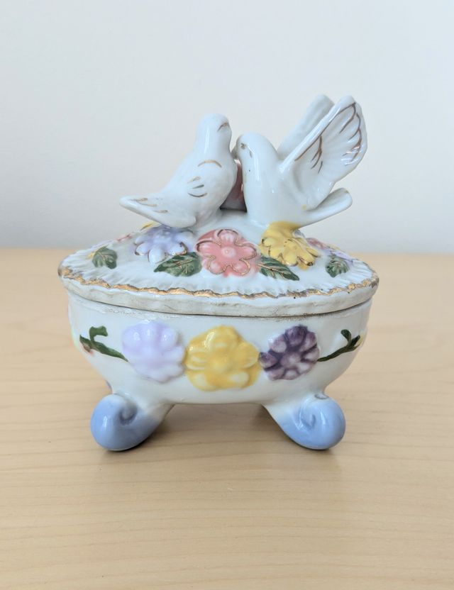 Portagioie porcellana con uccellini