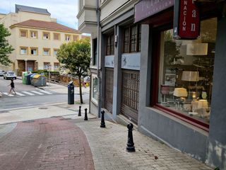 Local comercial en venta en El Antiguo en San Sebastián-Donostia