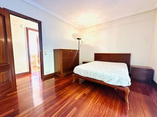 Piso en venta en Miracruz - Bidebieta en San Sebastián-Donostia