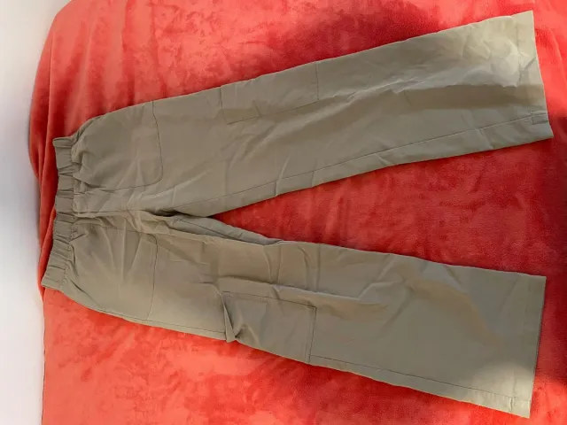 Pantalones cargo verde oliva