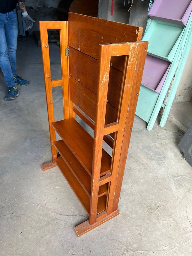 Scaffale pieghevole in legno massello