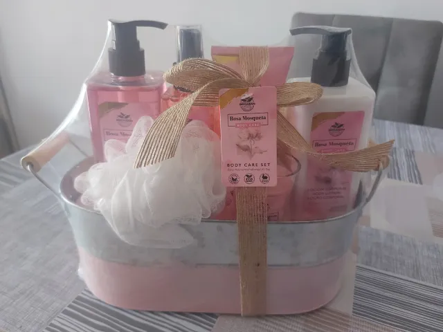 Estuche Cuidado Rosa Mosqueta Nuevo