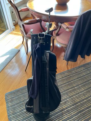 Juego de palos de golf: Driver, 5 hierros y putt