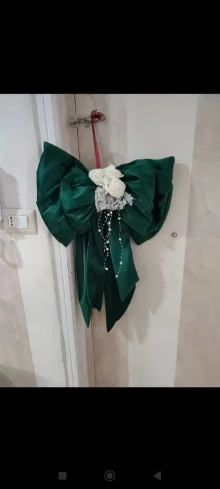 Fiocco decorativo verde e bianco