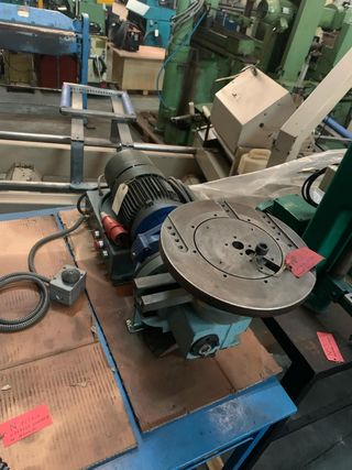 Curvadora de tubos Margua