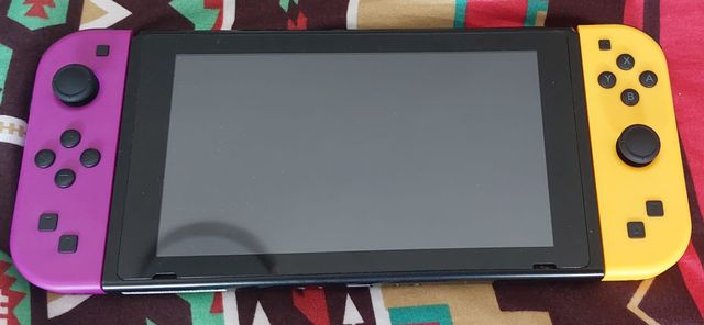 Nintendo Switch V1 Azul y Rojo