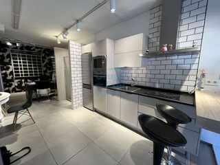 Local comercial en venta en Gros en San Sebastián-Donostia