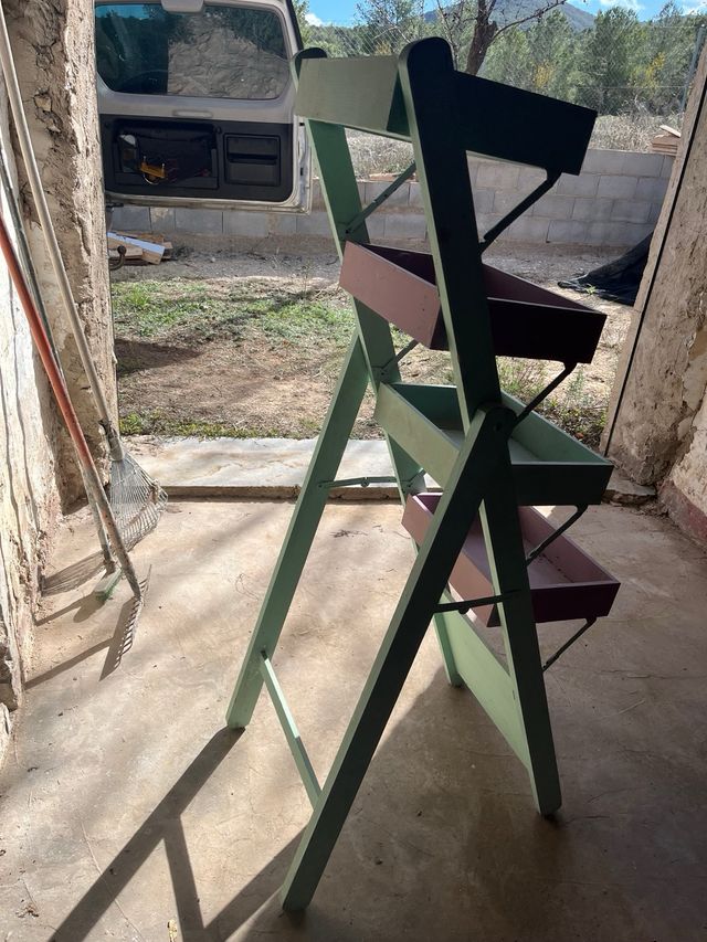 Scaffale vintage pieghevole in legno