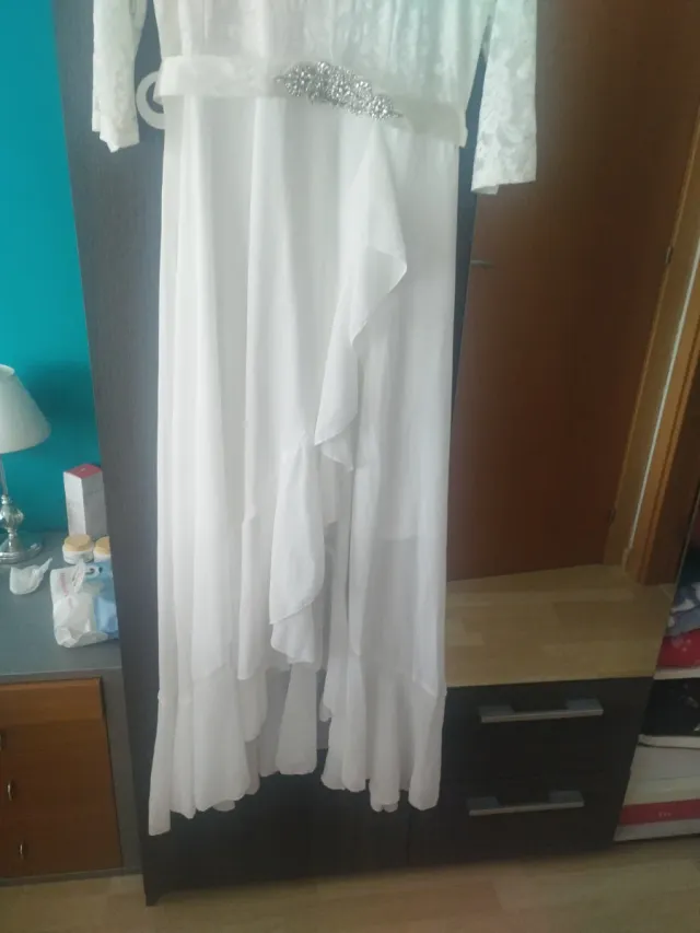 Vestido blanco encaje y pedrería