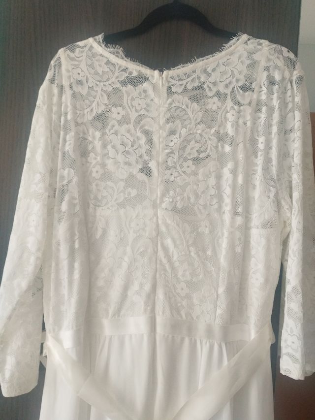 Vestido blanco encaje y pedrería