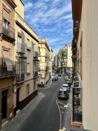 Piso en alquiler en Arenal en Sevilla