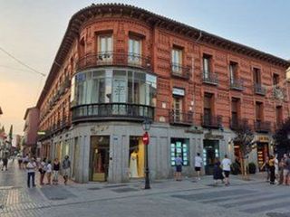 Piso en alquiler en Casco Histórico en Alcalá de Henares