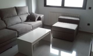 Piso en alquiler en San Bartolomé - Millán de Priego en Jaén