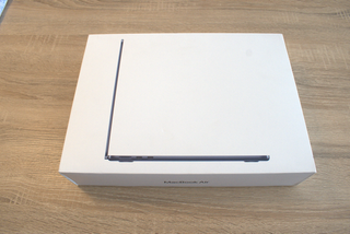 MacBook Air M3 Midnight 2024