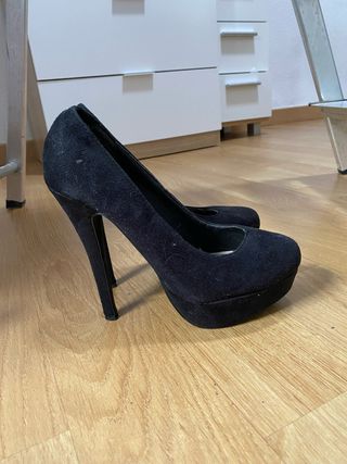 Zapatos de tacón negros
