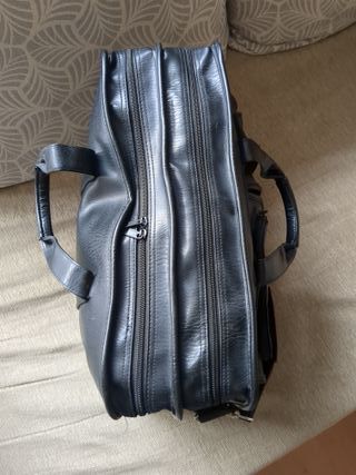 Maletín de piel para portátil y viajes