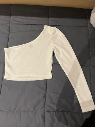 Top Asimétrico Shein Blanco Manga Larga