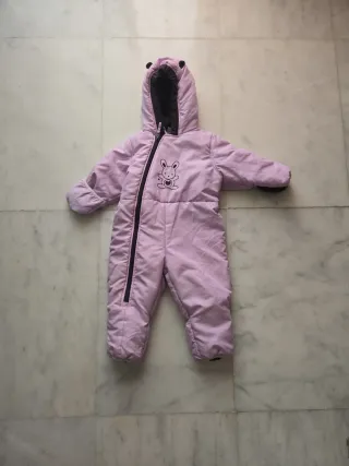 Mono de nieve rosa para bebé
T 9- 12 meses