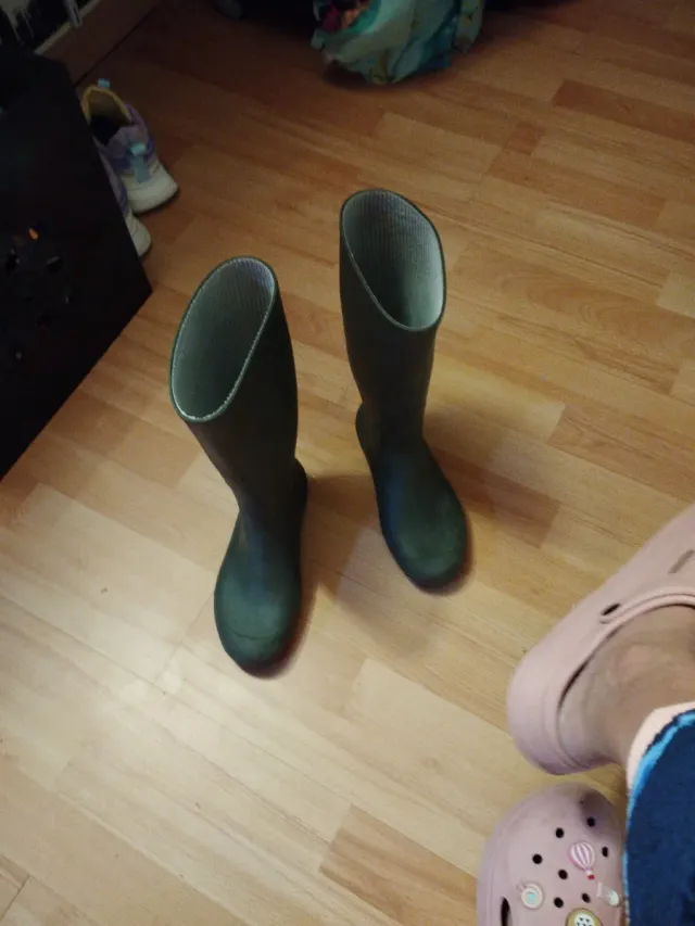 Botas de agua verdes para niña