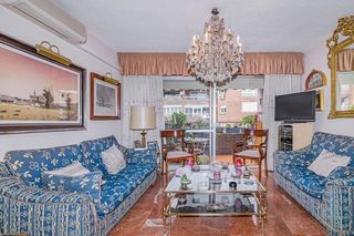 Piso en venta en Cervantes en Granada