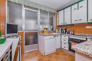 Piso en venta en Cervantes en Granada