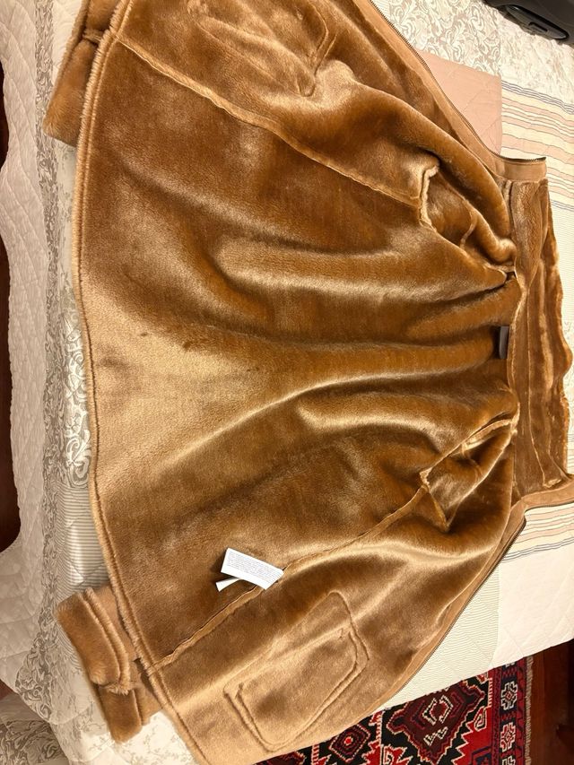 Chaquetón Adolfo Dominguez Piel Vuelta Beige.