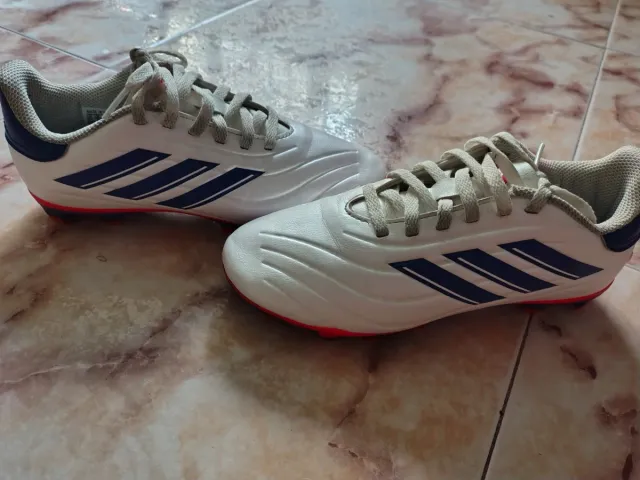 Botas de fútbol Adidas niño