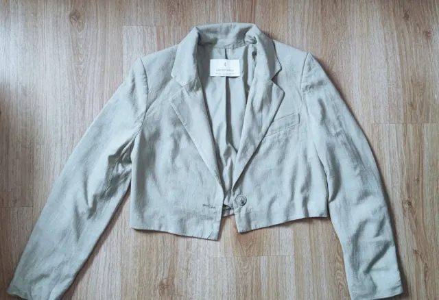 Conjunto Stradivarius blazer y falda