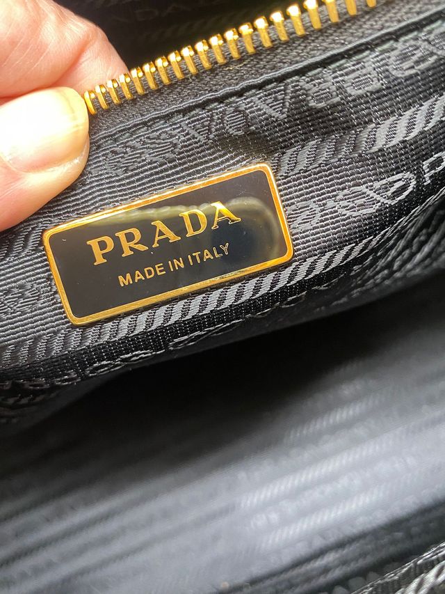 Bolso Prada Bonnie Negro Piel