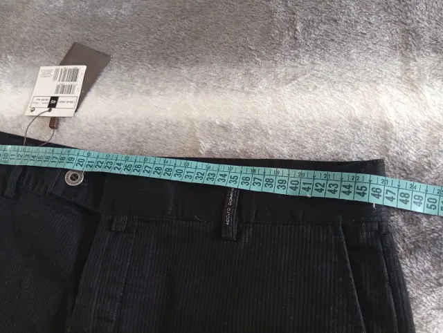 Pantalón nuevo Adolfo Domínguez