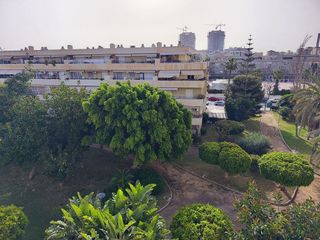Piso en alquiler en Martín Carpena - Torre del Río en Málaga