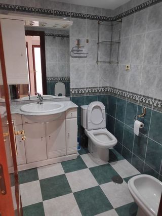 Piso en alquiler en Martín Carpena - Torre del Río en Málaga