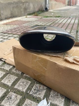 Cola de escape CUPRA RS3